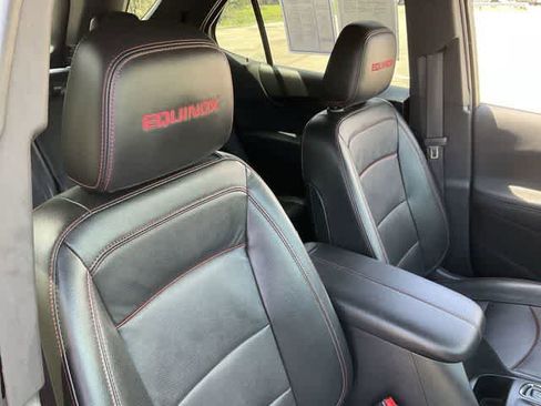 Used 2023 Chevrolet Equinox RS w/ RS Leather Package FWD image 17