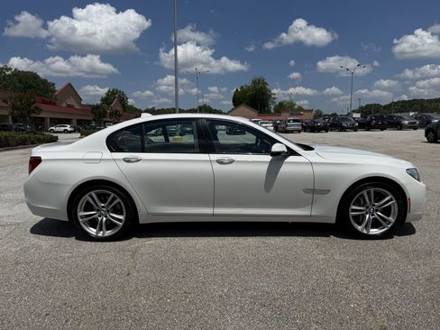 Used 2014 BMW 740i RWD image 5