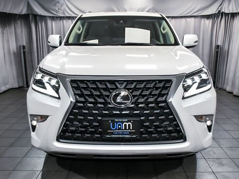 Used 2023 Lexus GX 460 Premium image 2