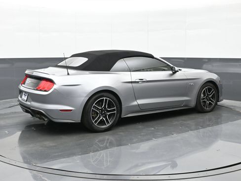 Used 2022 Ford Mustang GT Premium w/ Equipment Group 401A RWD image 2