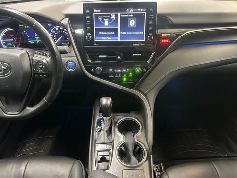 Used 2022 Toyota Camry XSE w/ Cold Weather Package FWD image 22