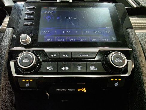 Used 2019 Honda Civic EX image 29