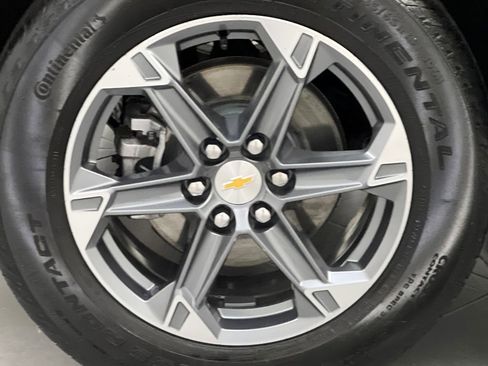 Used 2025 Chevrolet Blazer LT FWD image 65