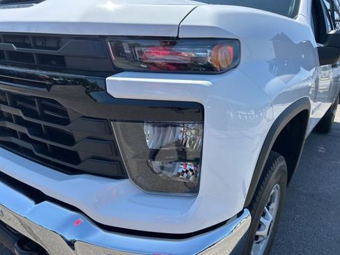 New 2026 Chevrolet Silverado 2500 W/T w/ WT/CX Safety Package AWD/4WD image 9