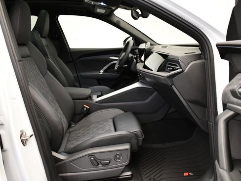 New 2025 Audi SQ5 Premium Plus image 45