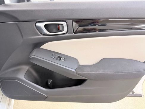 Used 2022 Honda Civic EX image 31