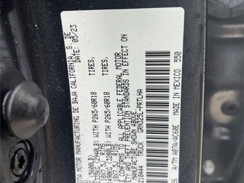 Used 2023 Toyota Tacoma Limited image 33