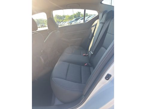Used 2025 Nissan Altima 2.5 SV FWD image 11