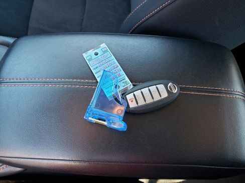 Certified 2021 Nissan Sentra SR w/ Trunk Package image 35