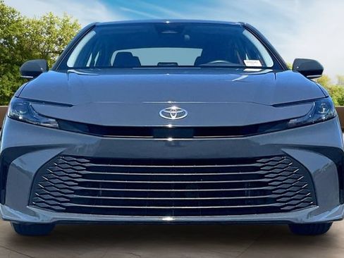 Used 2025 Toyota Camry LE FWD image 2
