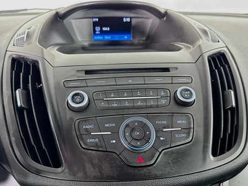 Used 2018 Ford Escape SE image 17