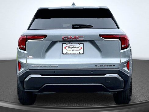 Used 2025 GMC Terrain Elevation AWD/4WD image 4