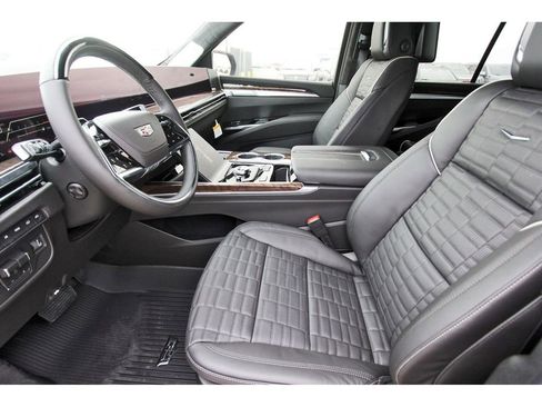 New 2026 Cadillac Escalade Platinum Sport w/ LPO, ONYX Package image 6