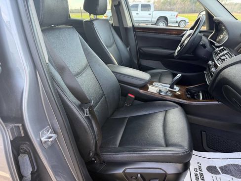 Used 2017 BMW X3 xDrive28i image 13