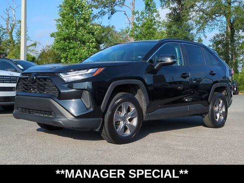 Used 2024 Toyota RAV4 XLE FWD image 2