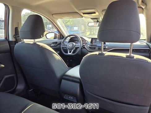 Used 2025 Nissan Altima 2.5 SV FWD image 15