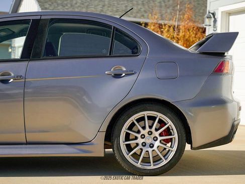 Used 2015 Mitsubishi Lancer Evolution GSR image 5