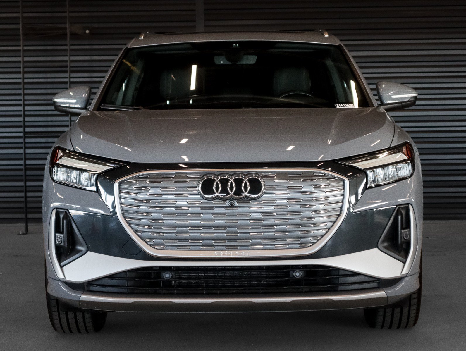 Used 2023 Audi Q4 e-tron Premium Plus AWD/4WD image 9