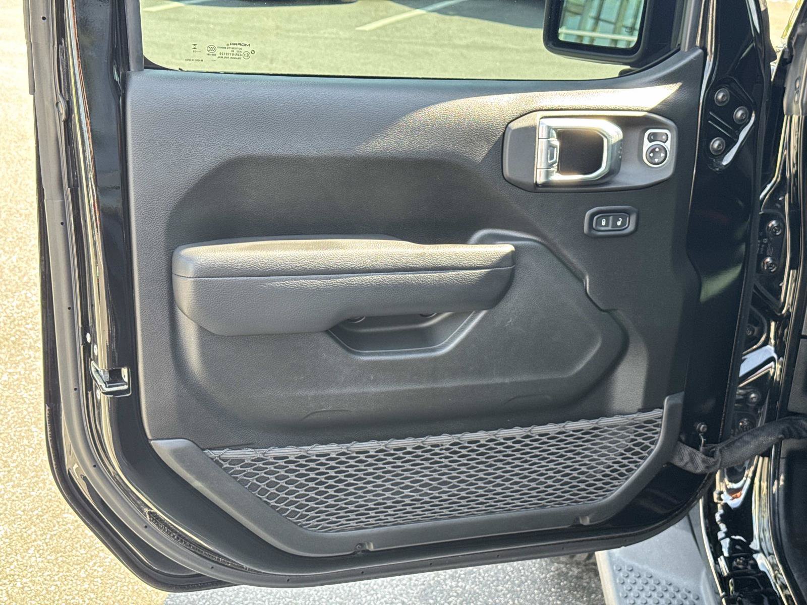Used 2025 Jeep Wrangler Unlimited Sport S 4xe AWD/4WD image 10