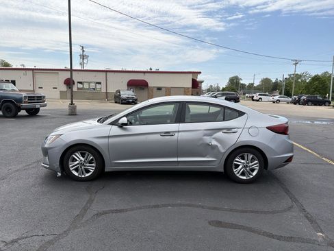 Used 2020 Hyundai Elantra SEL FWD image 20