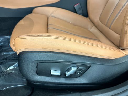 Used 2018 BMW 640i Gran Turismo xDrive image 14