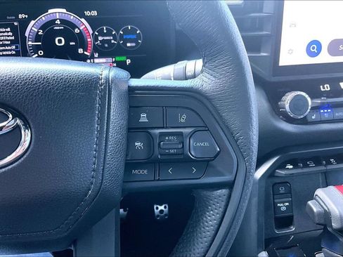 Used 2025 Toyota Sequoia TRD Pro AWD/4WD image 13