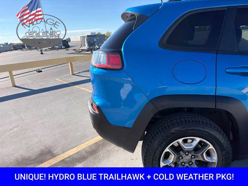 Used 2019 Jeep Cherokee Trailhawk w/ Cold Weather Group AWD/4WD image 26