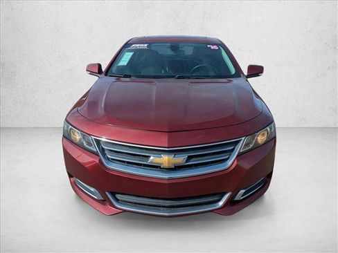 Used 2016 Chevrolet Impala LT w/ Convenience Package image 2