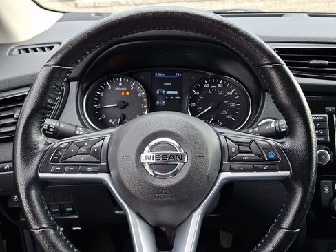 Certified 2022 Nissan Rogue Sport SV w/ Technology Package AWD/4WD image 19