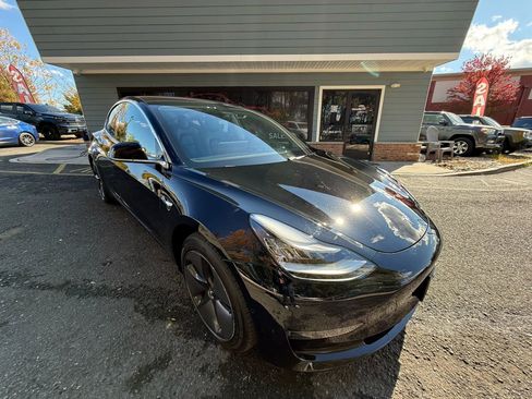 Used 2018 Tesla Model 3 Long Range image 8
