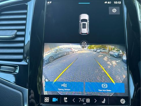 Used 2023 Volvo XC90 B6 Ultimate w/ Lounge Package image 32