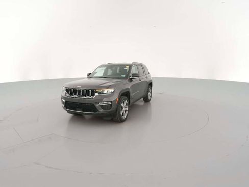 New 2025 Jeep Grand Cherokee Limited image 3