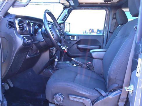 Used 2019 Jeep Wrangler Sport w/ Quick Order Package 23S AWD/4WD image 5
