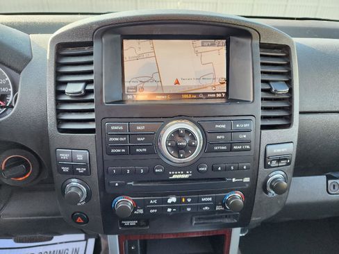 Used 2012 Nissan Pathfinder LE image 15