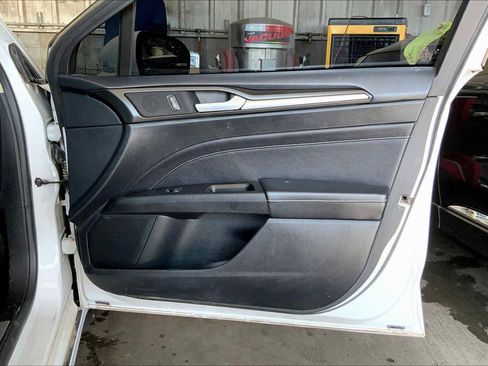 Certified 2019 Ford Fusion Titanium image 22