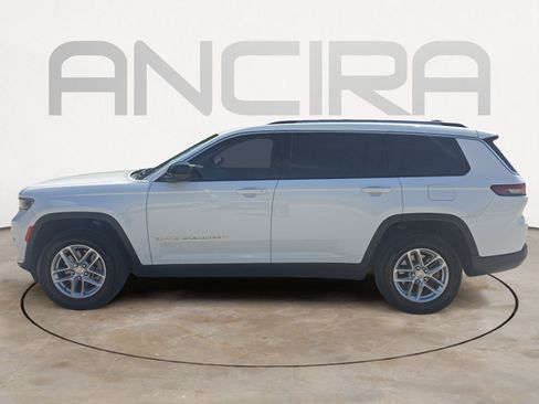 Used 2023 Jeep Grand Cherokee L Laredo AWD/4WD image 7