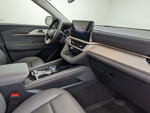 New 2026 Ford Explorer Active w/ Active Comfort Package AWD/4WD image 42