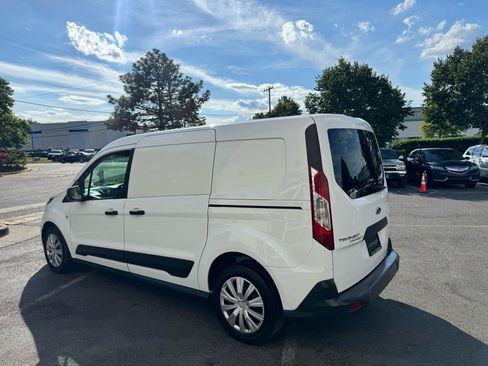 Used 2015 Ford Transit Connect XLT FWD image 8