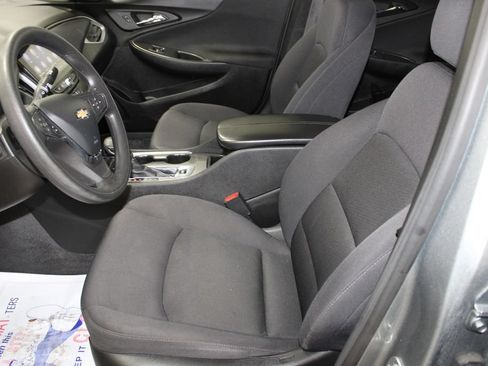 Used 2024 Chevrolet Malibu LT FWD image 11