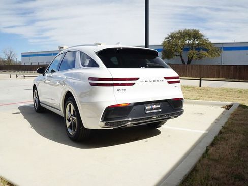 New 2026 Genesis GV70 2.5T image 5