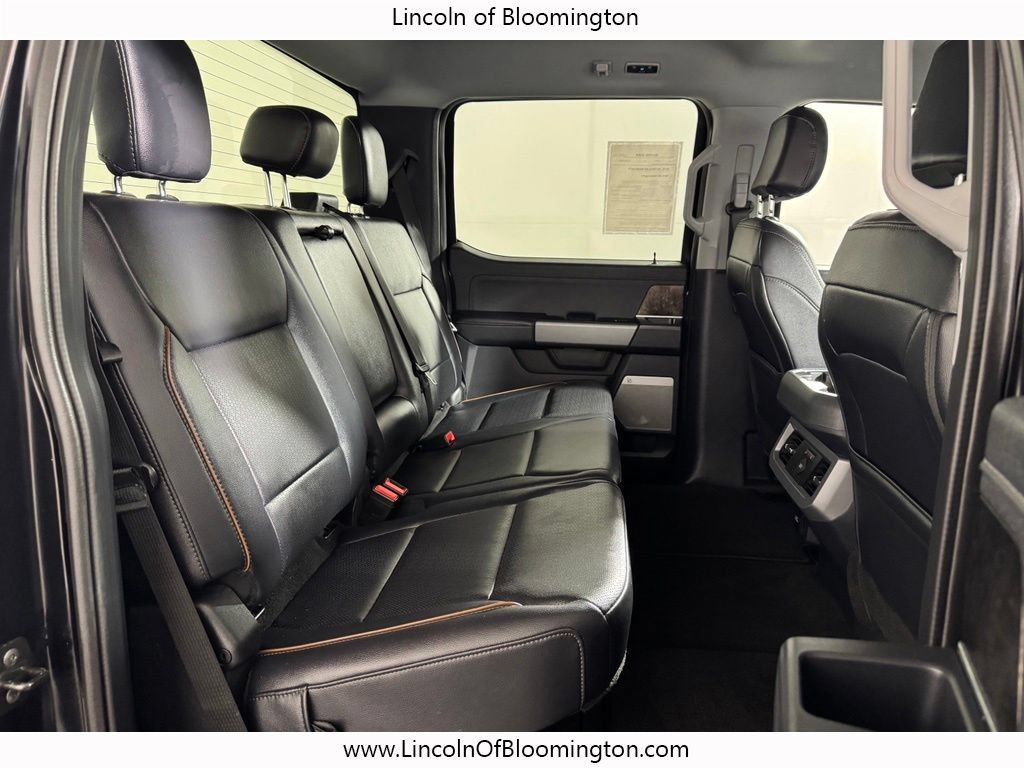 Used 2025 Ford F250 Lariat w/ Black Appearance Package AWD/4WD image 13