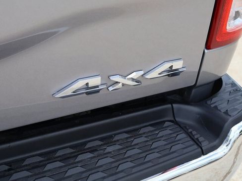 Used 2024 RAM 2500 Big Horn image 29