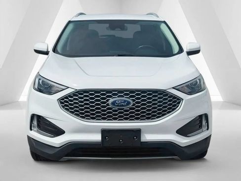 Used 2023 Ford Edge SEL w/ Convenience Package AWD/4WD image 2