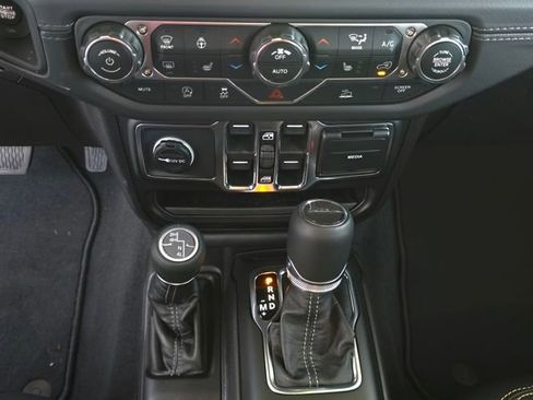 New 2026 Jeep Gladiator Mojave AWD/4WD image 15