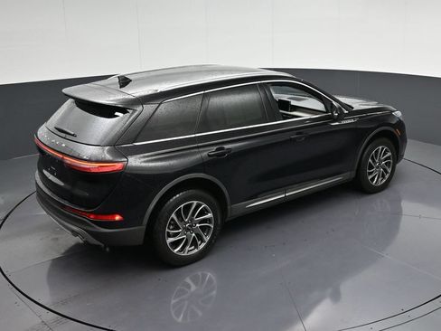 Used 2021 Lincoln Corsair AWD w/ Equipment Group 101A image 21