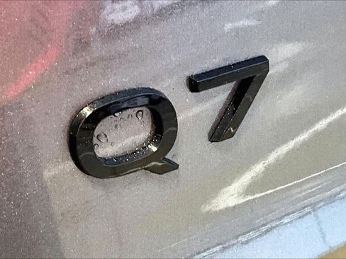 New 2026 Audi Q7 Premium image 15