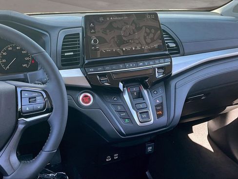 New 2026 Honda Odyssey EX-L image 6