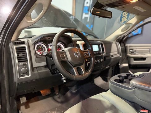 Used 2015 RAM 1500 Classic SLT image 11