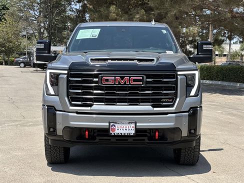Used 2024 GMC Sierra 2500 AT4 w/ AT4 Premium Plus Package image 2