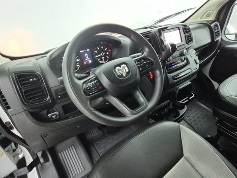 Used 2025 RAM ProMaster 2500 w/ Convenience Group FWD image 4